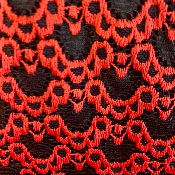 Tunic Top Large La Vanya Embroidered Lace Red Black Beaded Embellishments Classy - Picture 10 of 16